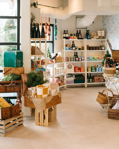 Kick Off The Holidays with Seattle Book Club at Baskette